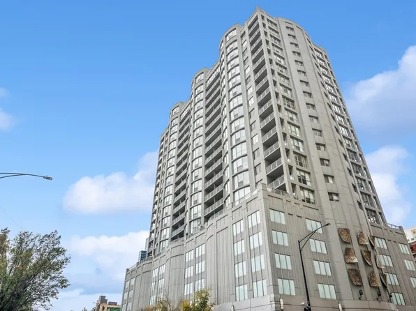 600 N Dearborn St APT 1107, Chicago, IL 60654