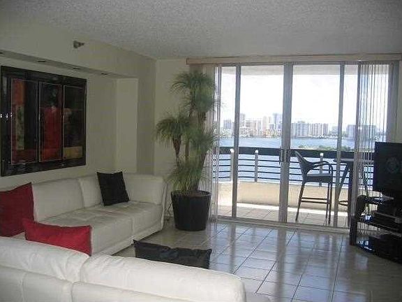 2nd image of 3400 NE 192nd St APT 1704