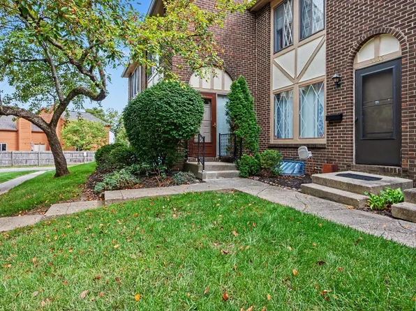 5361 Valley Ln E #Z67, Columbus, OH 43231