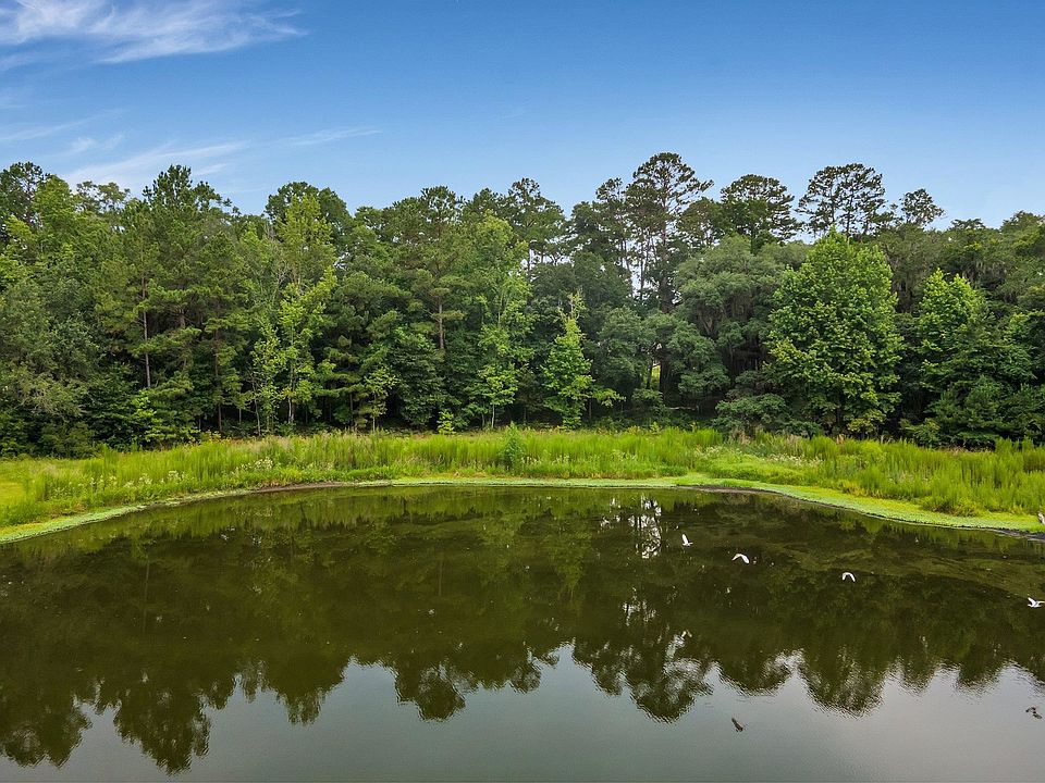 1st image of 7185 Sleepy Hollow Cir