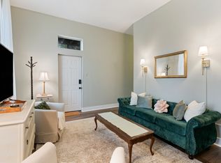 2613 S 13th St #1F, Saint Louis, MO 63118