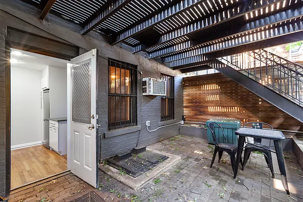 Rented by Douglas Elliman | media 4