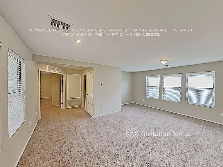 22194 S 211th St — Photo 12