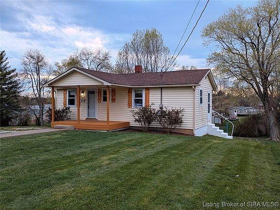 3rd image of 808 N College Avenue