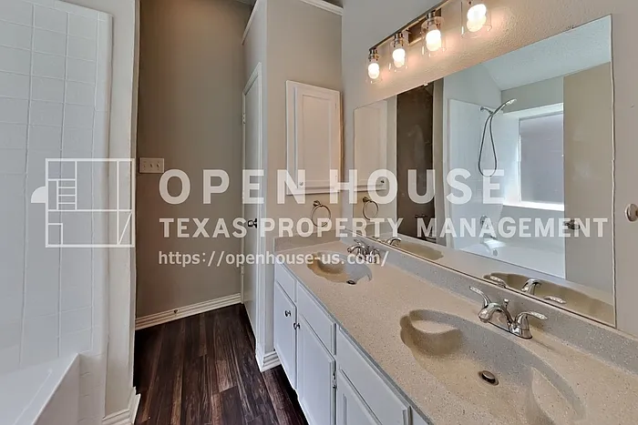 400 Valley Mills Dr — Photo 13
