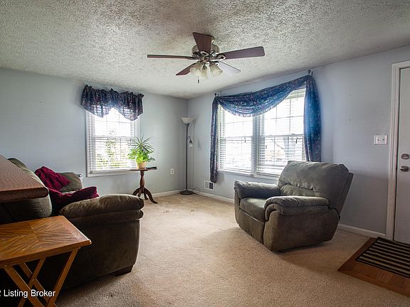 4th image of 210 Lowes Ln