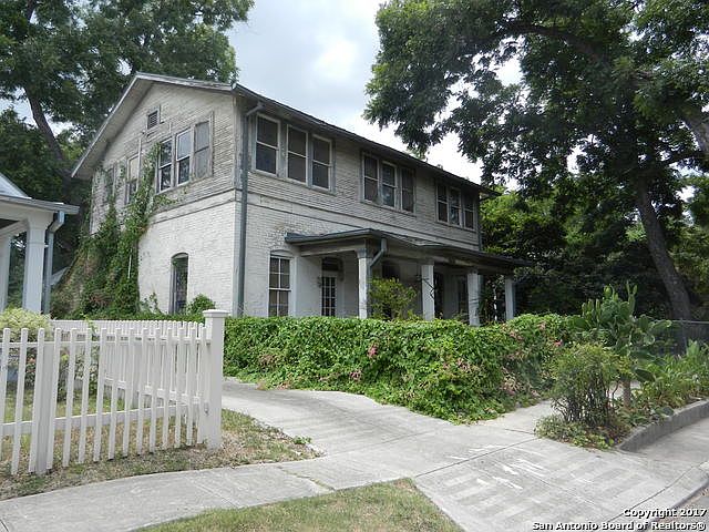 1st image of 219 Adams St