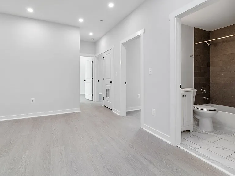 54 Rhode Island Ave NW — Photo 20