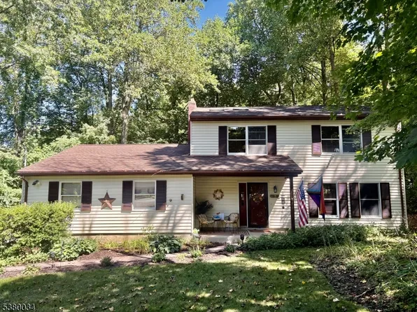 119 Lounsberry Hollow Rd, Vernon Twp., NJ 07461