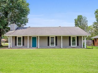 12815 Rambling Oaks Ave, Baton Rouge, LA 70818