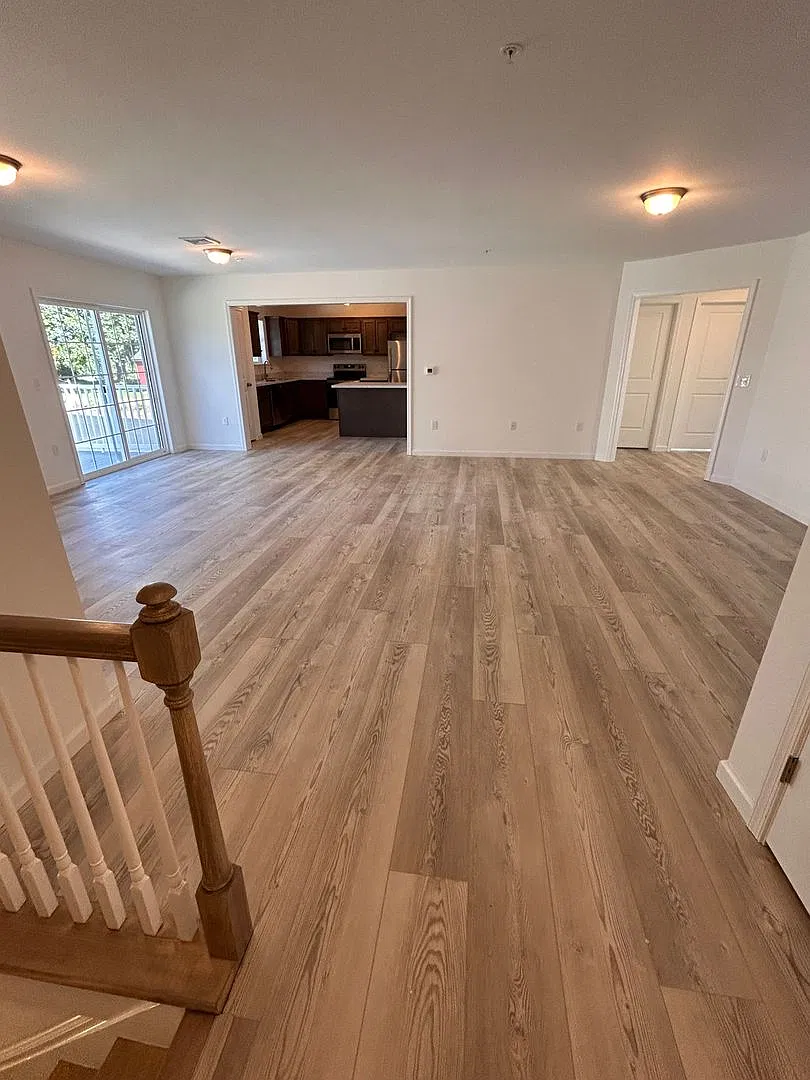 C&F 4 Unit-Longfellow — Photo 3