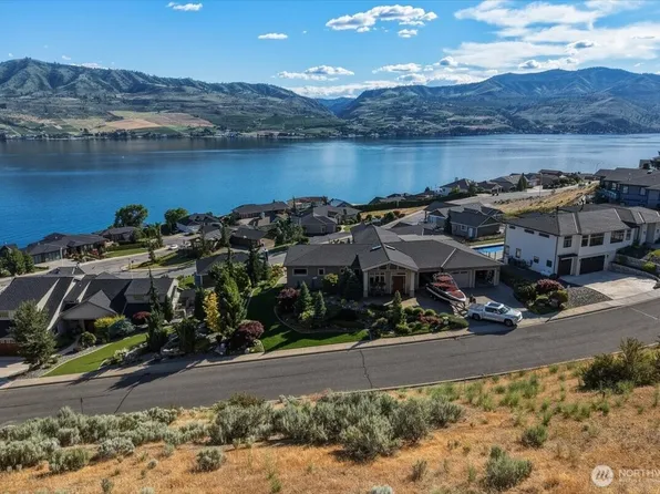 112 Crystal Crest Drive, Chelan, WA 98816