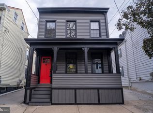 20 Mary St, Bordentown, NJ 08505