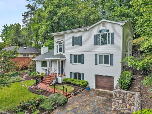 3138 Stoneridge Rd SW, Roanoke, VA 24014