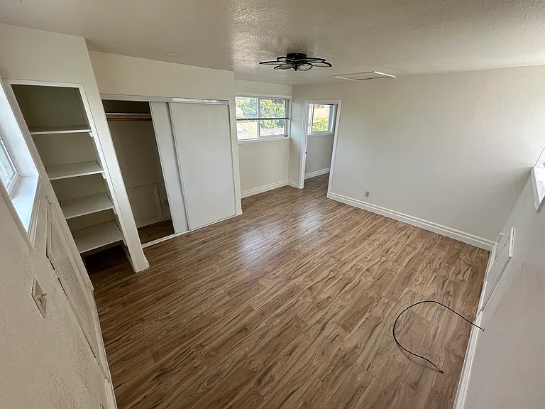 3885 Lorena Ave — Photo 7