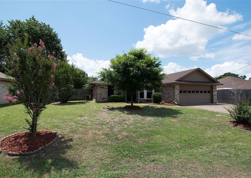 1st image of 3949 Country Meadows Cir