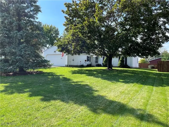 598 Carolyn Dr, Brunswick, OH 44212