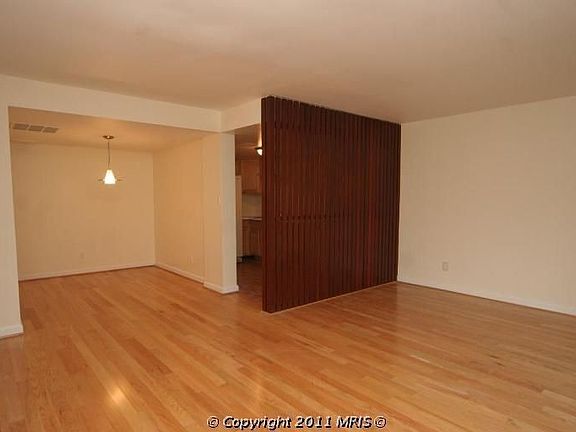 4th image of 3213 University Blvd W #3213