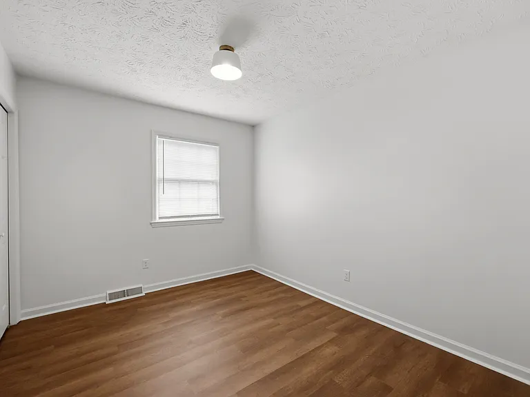 3215 Aqueduct Dr #B — Photo 16