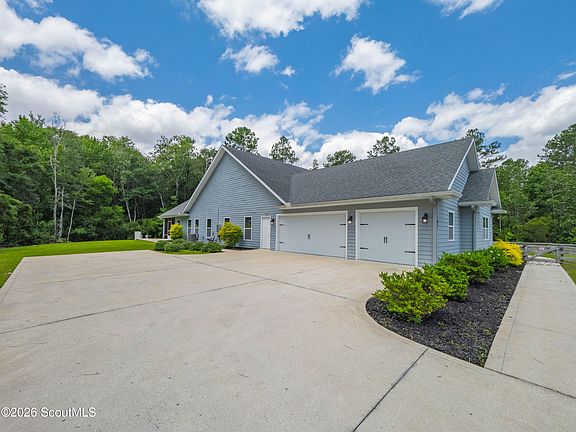 3rd image of 97 Sandy Bottom Ct