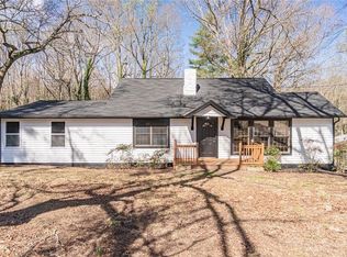 1203 E Ridge Rd, Gainesville, GA 30501