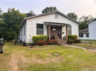 621 W 5th St, Dewitt, AR 72042