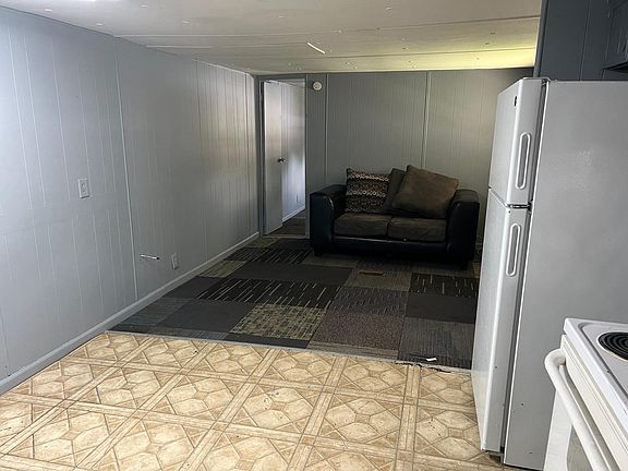 2nd image of 24 Forest Dr #B