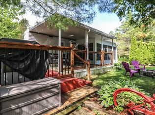 85 Theme Park Dr #45, Wasaga Beach, ON L9Z 1X7