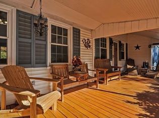 27 Pond St, Medway, MA 02053