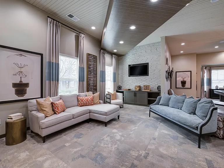Adara Overland Park — Photo 42