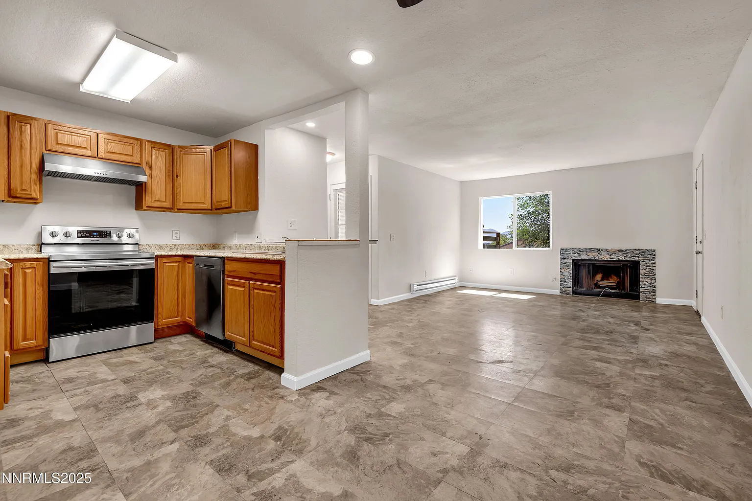 2355 Tripp Dr APT 7 photo 1