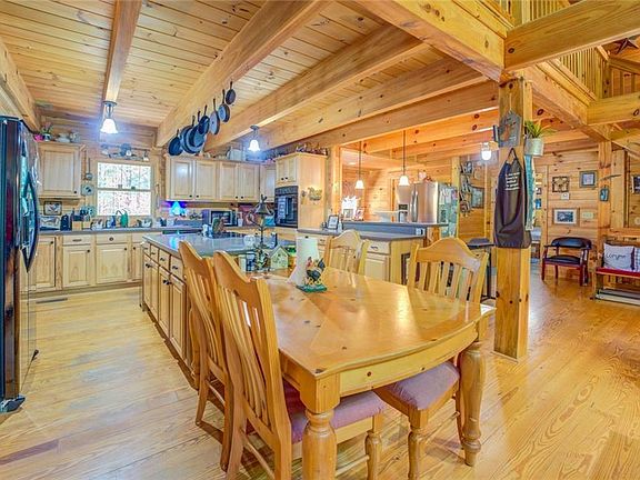 12th image of this home