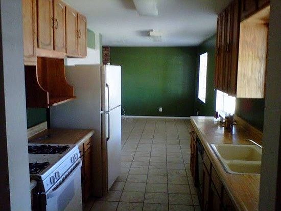 2nd image of 5801 N 37th Dr