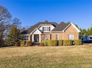 139 Lord Godolphins Pl, Madison, NC 27025