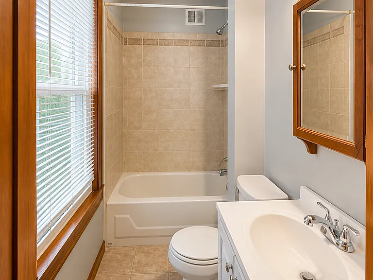 608 Northpoint Rd — Photo 25