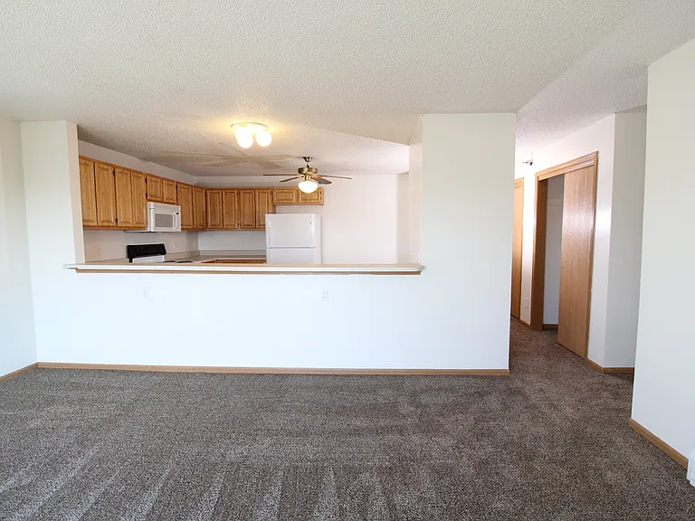 75 Windfield Pkwy — Photo 4