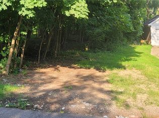 Garfield St, Akron, OH 44310