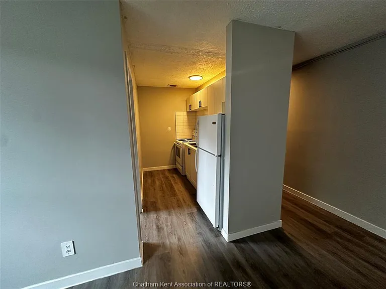89 Sheldon Ave #17 — Photo 6