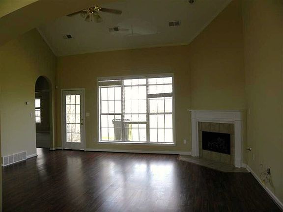 10178 Breezy Ridge Cove, , TN 38016