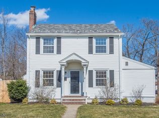 15 Walker Ave, Morristown, NJ 07960