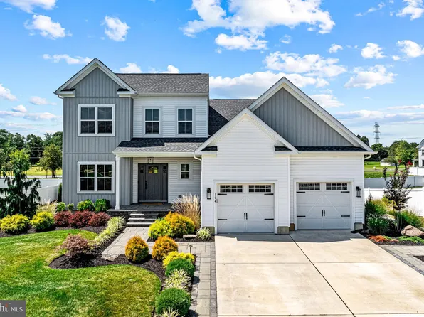 11 Fawcett Blvd, Barnegat, NJ 08005