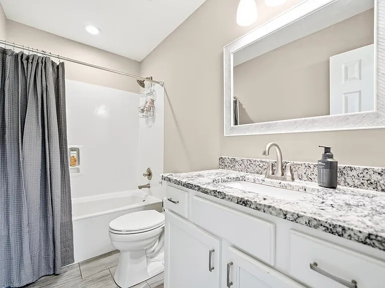 942 Rue De Palms Dr — Photo 28