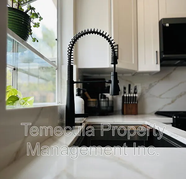 40536 New Town Dr — Photo 8