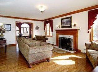 420 N Valley Hill Rd, Bull Valley, IL 60098