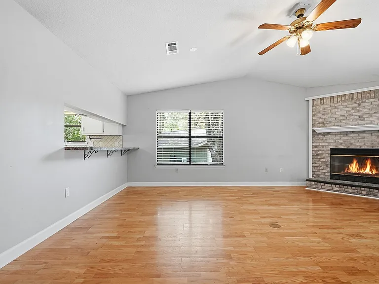 519 Matthew St — Photo 20