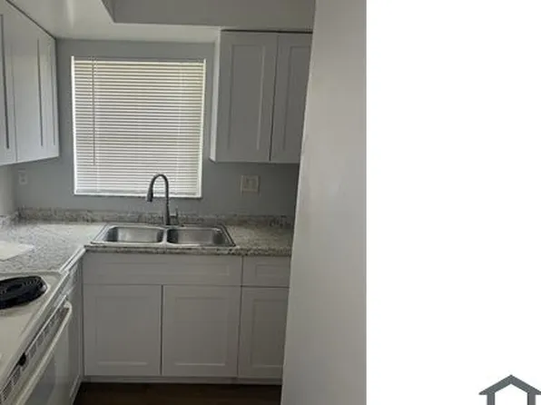 7940 SW 10th Ct, North Lauderdale, FL 33068