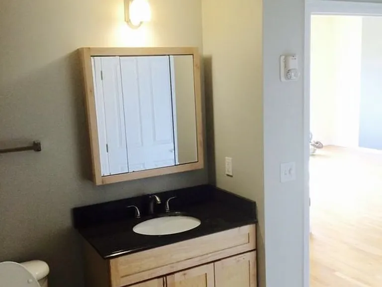 1950 N Logan St #907 — Photo 11