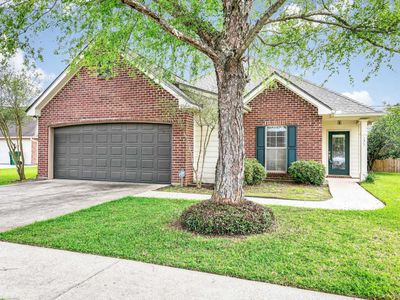 137 Devon Way, Youngsville, LA, 70592