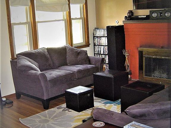 4th image of 112 Stevenson Blvd