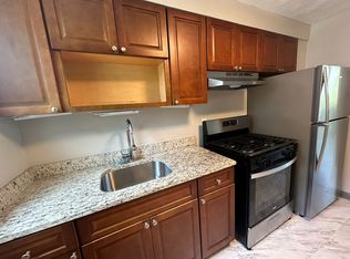 132 Ledgecrest Avenew, New Britain, CT 06051